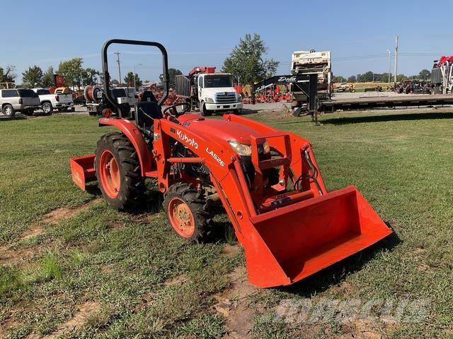 Kubota L2501DT Компактни трактори