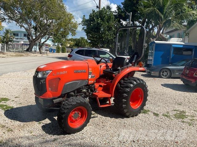 Kubota L3301D Компактни трактори