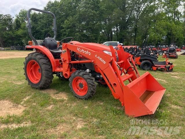 Kubota L3301DT Компактни трактори