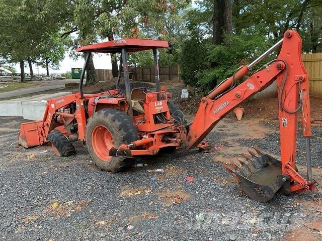 Kubota L48 Товарач със заден ексватор