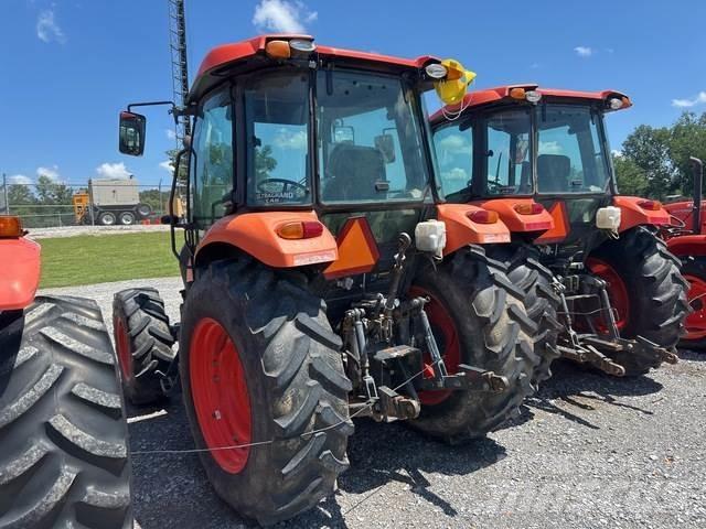 Kubota M7060D Компактни трактори