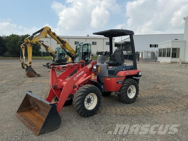 Kubota R430Z Колесни товарачи