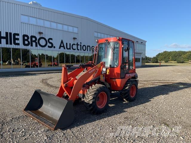 Kubota R530E Колесни товарачи