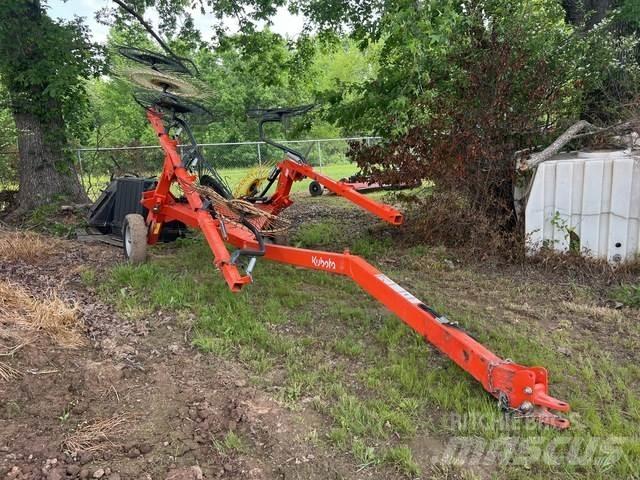 Kubota RA210CR Гребла и сенообръщачки
