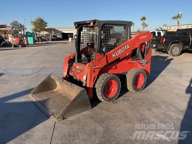 Kubota SSV65 Мини товарачи
