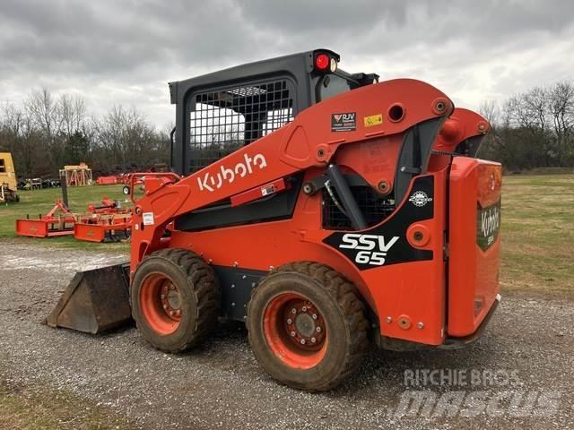 Kubota SSV65 Мини товарачи

