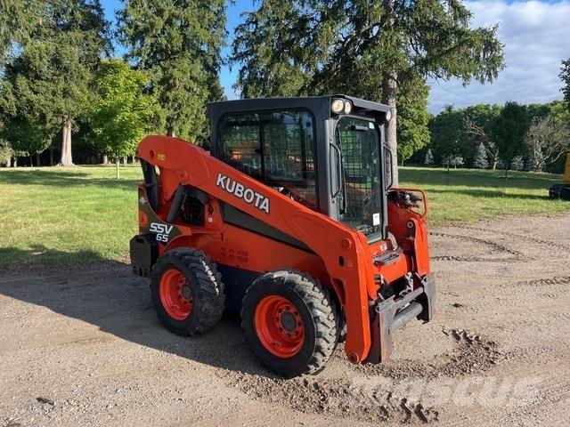 Kubota SSV65 Мини товарачи
