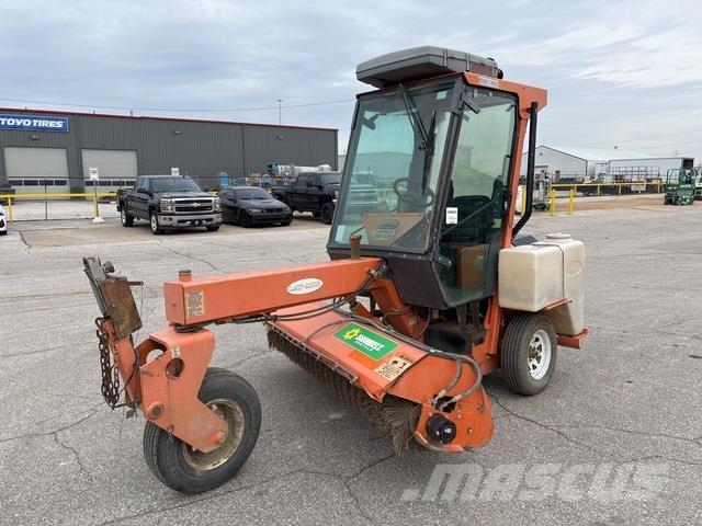 Lay-Mor 8HC Машини за почистване на закрито
