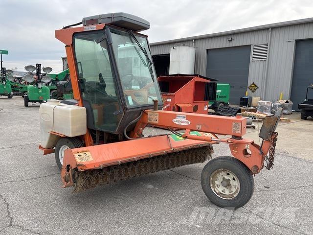 Lay-Mor 8HC Машини за почистване на закрито
