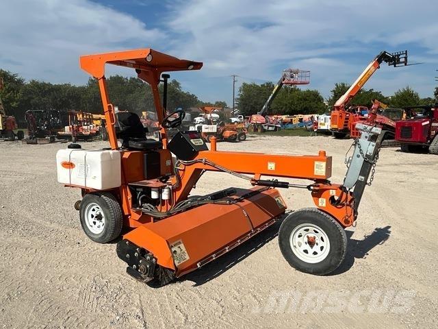  Lay Mor SM300 Машини за почистване на закрито
