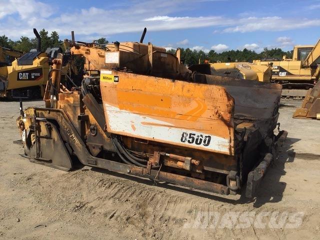 LeeBoy L8500T Машини за асфалт