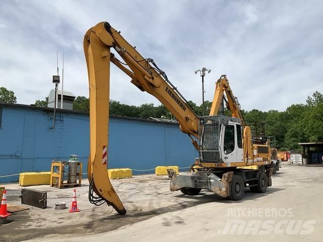Liebherr A924C Оператори на отпадъци/индустрия
