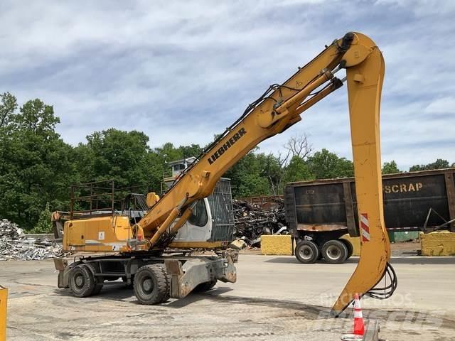 Liebherr A924C Оператори на отпадъци/индустрия
