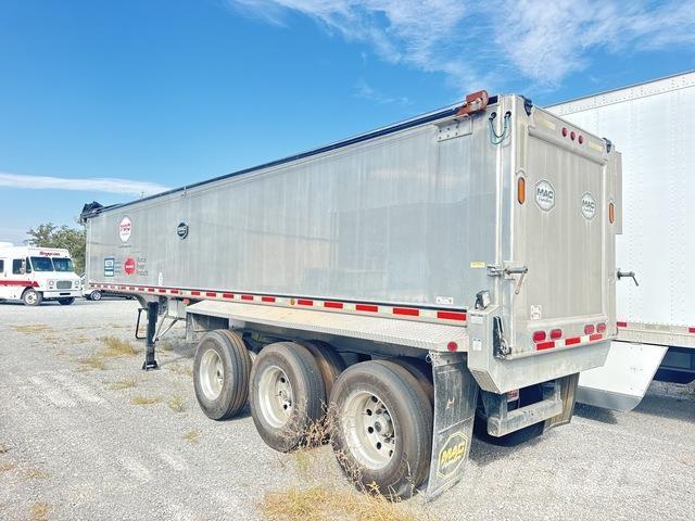 MAC  Полуремаркета с подвижен под
