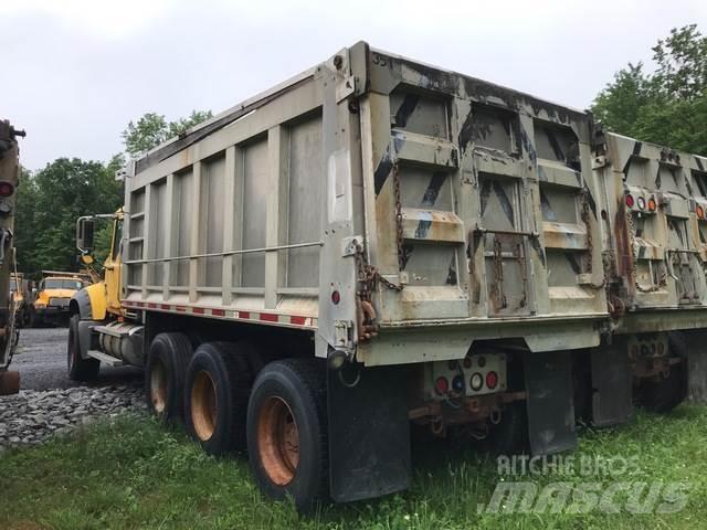 Mack 700 Снегочистачки