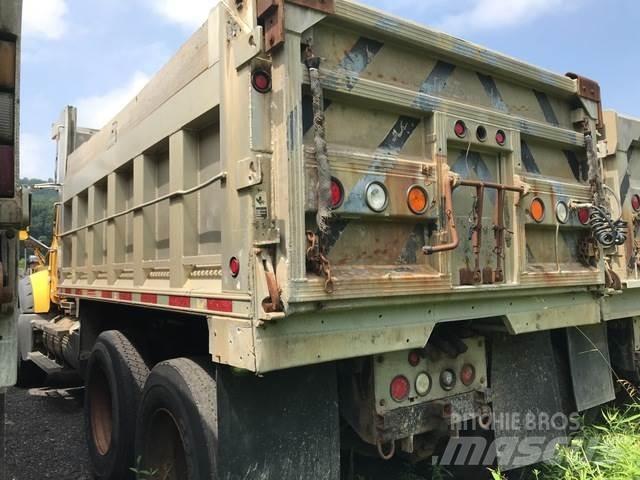 Mack 700 Снегочистачки