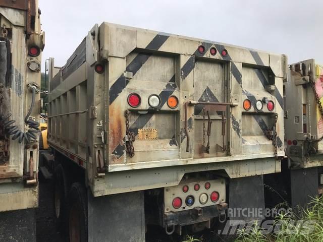 Mack 700 Снегочистачки