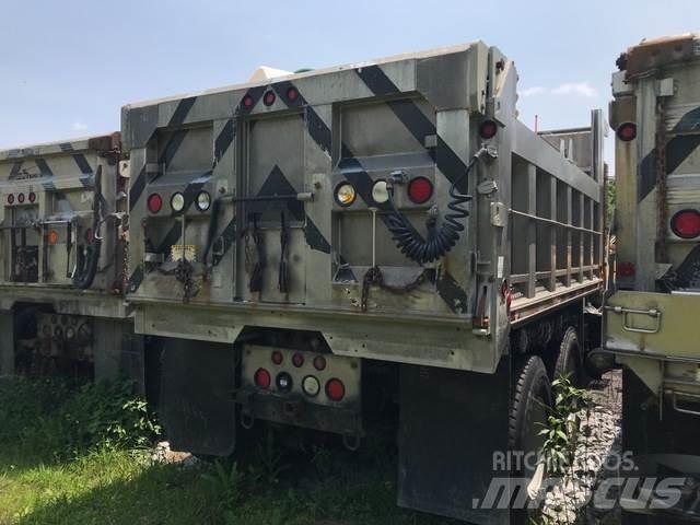 Mack 700 Снегочистачки