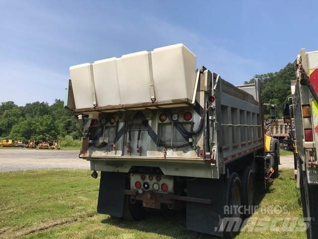Mack 700 Снегочистачки