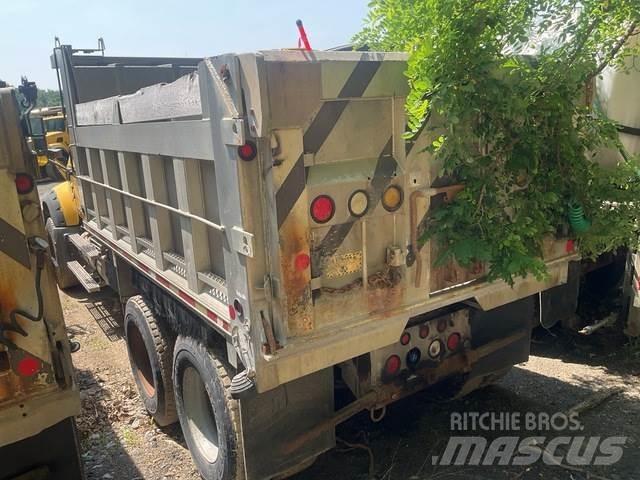 Mack 700 Снегочистачки