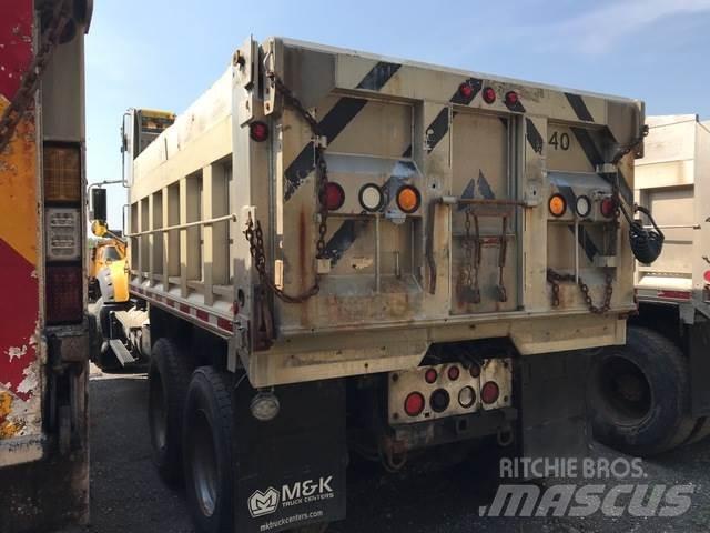 Mack 700 Снегочистачки