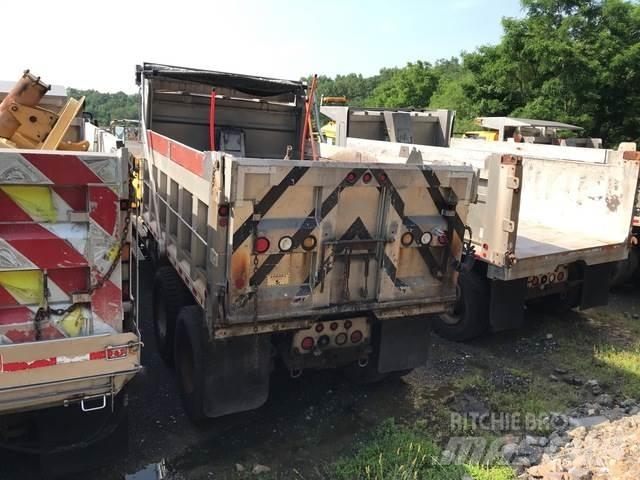 Mack 700 Снегочистачки