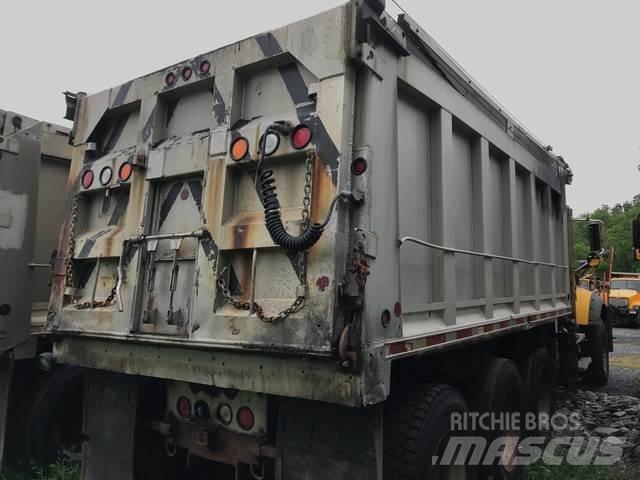 Mack 700 Снегочистачки