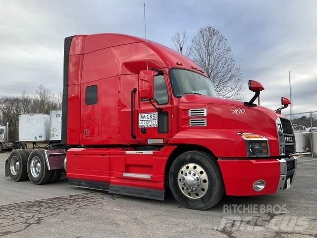 Mack AN64T Влекачи