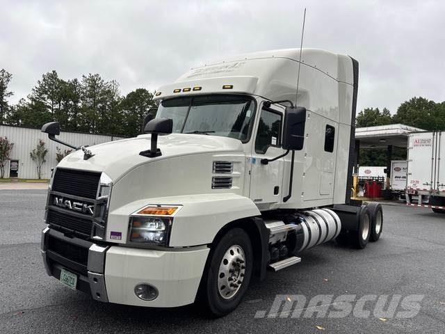 Mack AN64T Влекачи