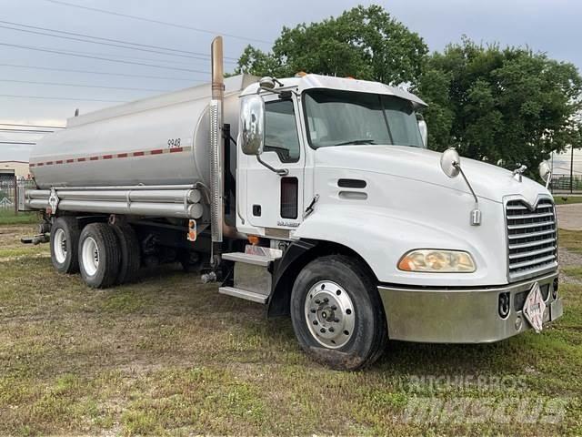 Mack CH613 Цистерна