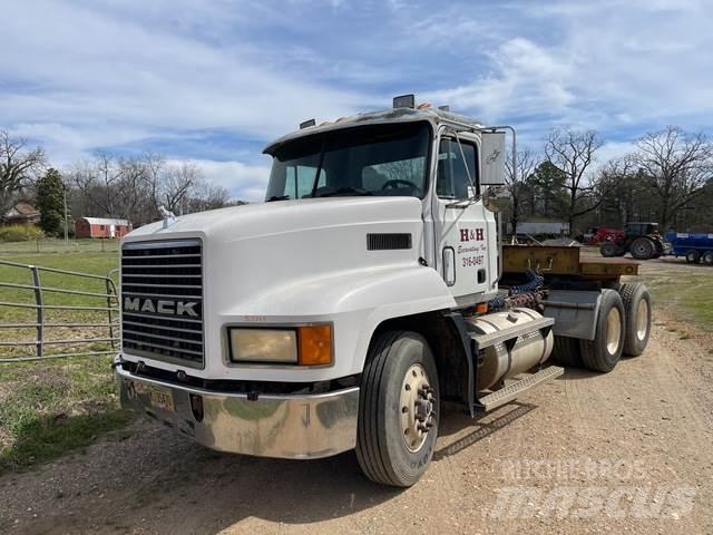 Mack CH613 Влекачи