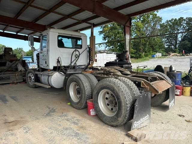 Mack CH613 Влекачи