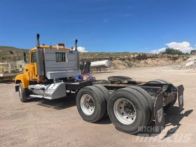 Mack CH613 Влекачи