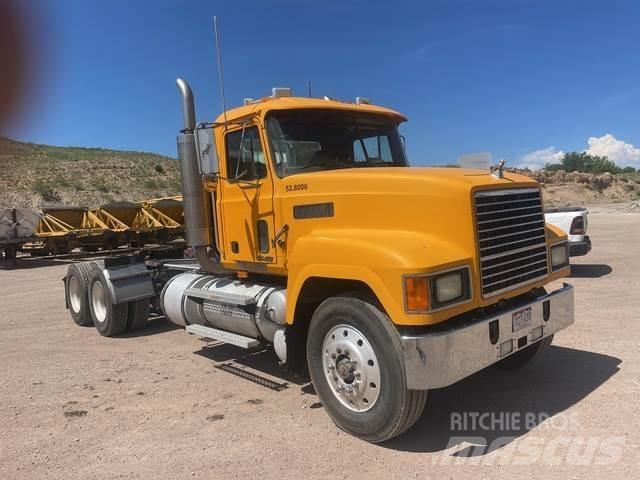 Mack CH613 Влекачи