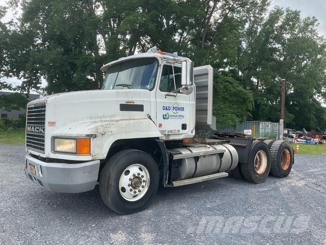 Mack CH613 Влекачи