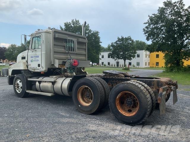 Mack CH613 Влекачи