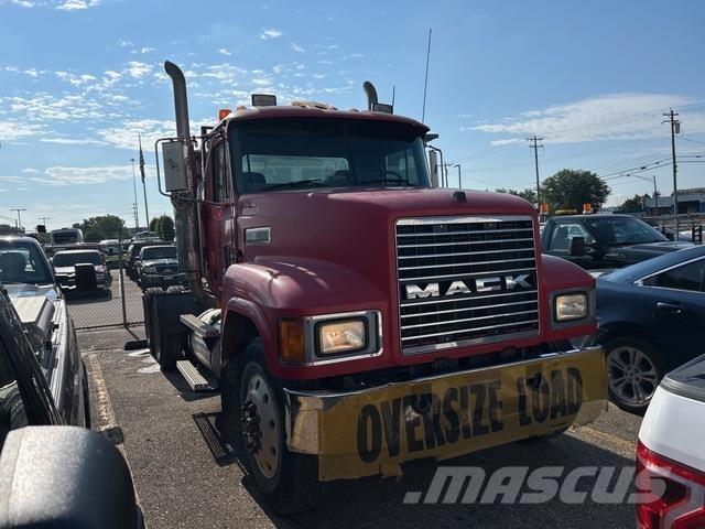 Mack CH613 Влекачи