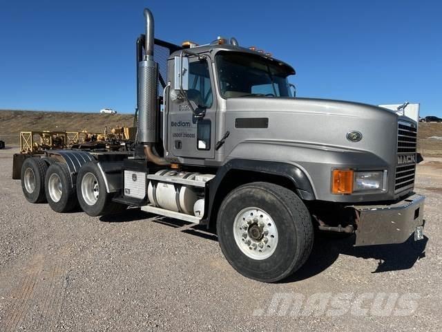 Mack CL713 Влекачи