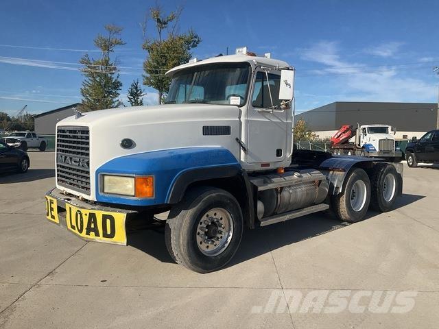 Mack CL753 Влекачи