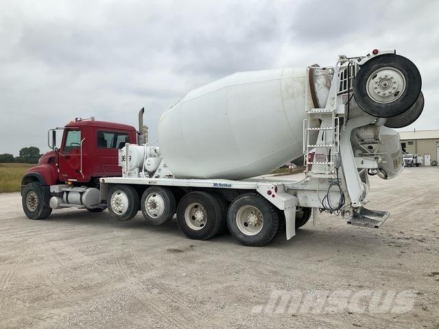 Mack CV513 Други