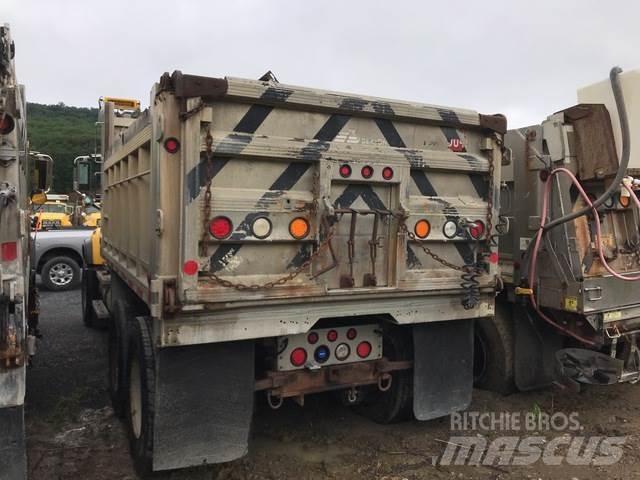 Mack CV700 Снегочистачки