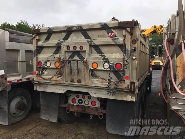 Mack CV700 Снегочистачки