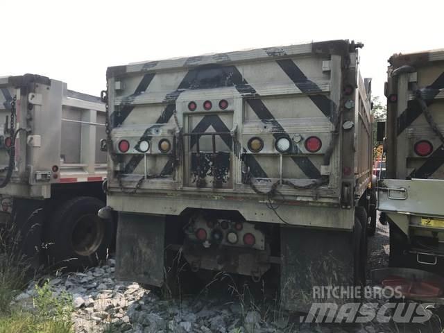 Mack CV700 Снегочистачки