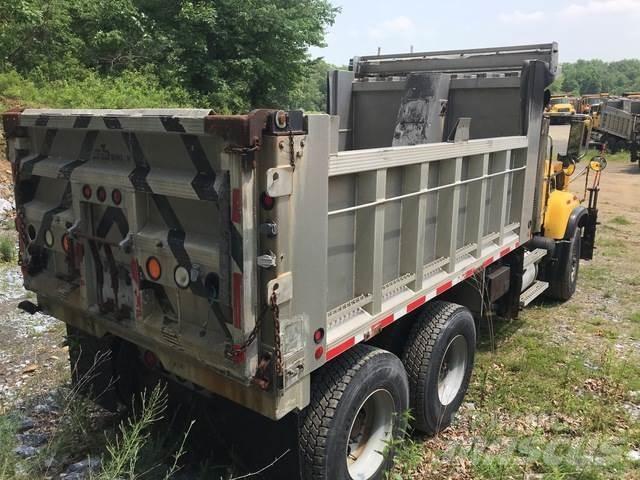 Mack CV700 Снегочистачки