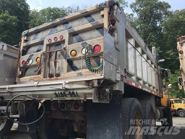 Mack CV700 Снегочистачки