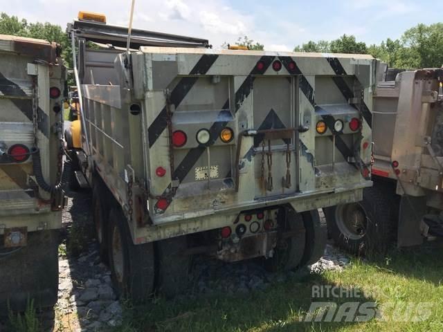 Mack CV700 Снегочистачки