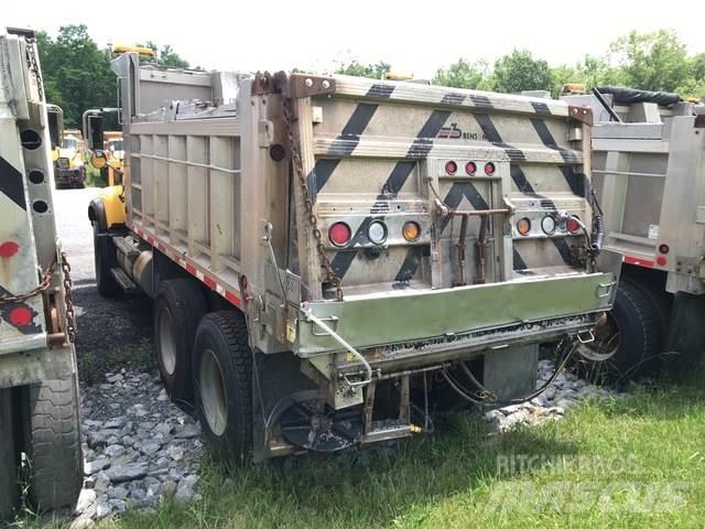 Mack CV700 Снегочистачки