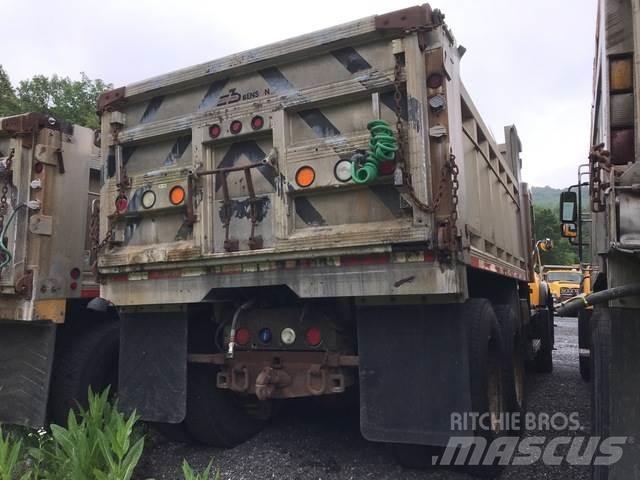 Mack CV700 Снегочистачки