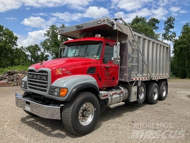 Mack CV713 Самосвал