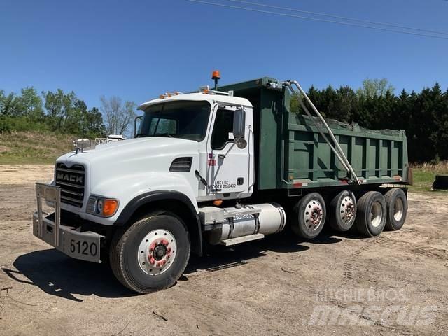 Mack CV713 Самосвал